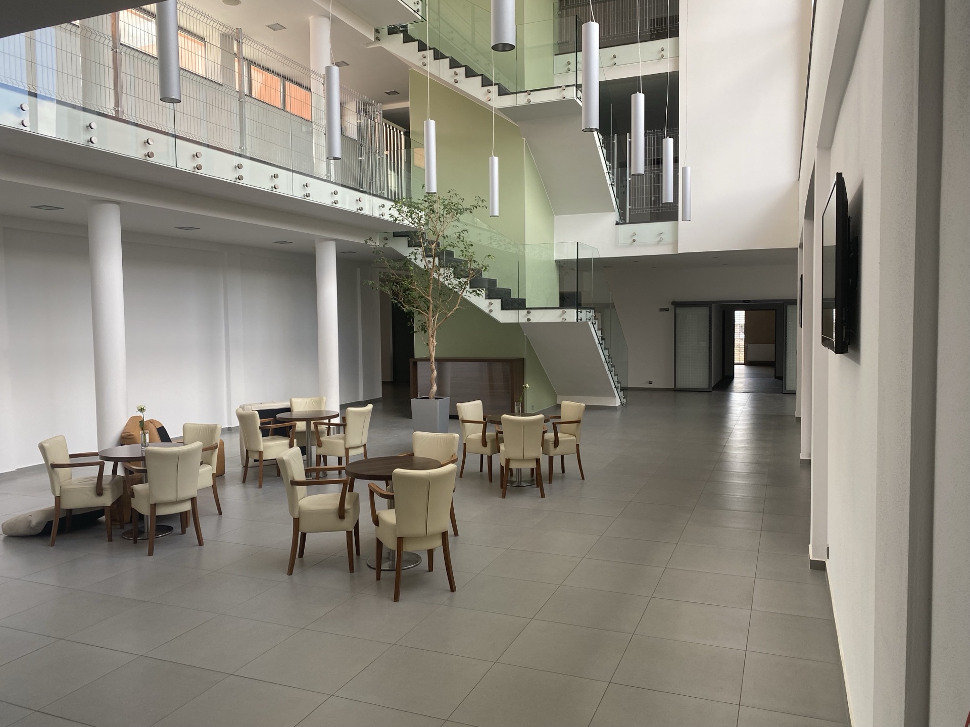 Atrium a společenská hala